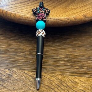 Leopard Print and Turquoise Ballpoint Pen Scrub Life